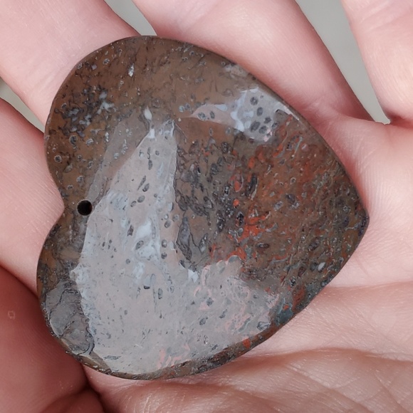 New Natural Plum Jasper Heart Shaped Pendant. - Picture 7 of 11